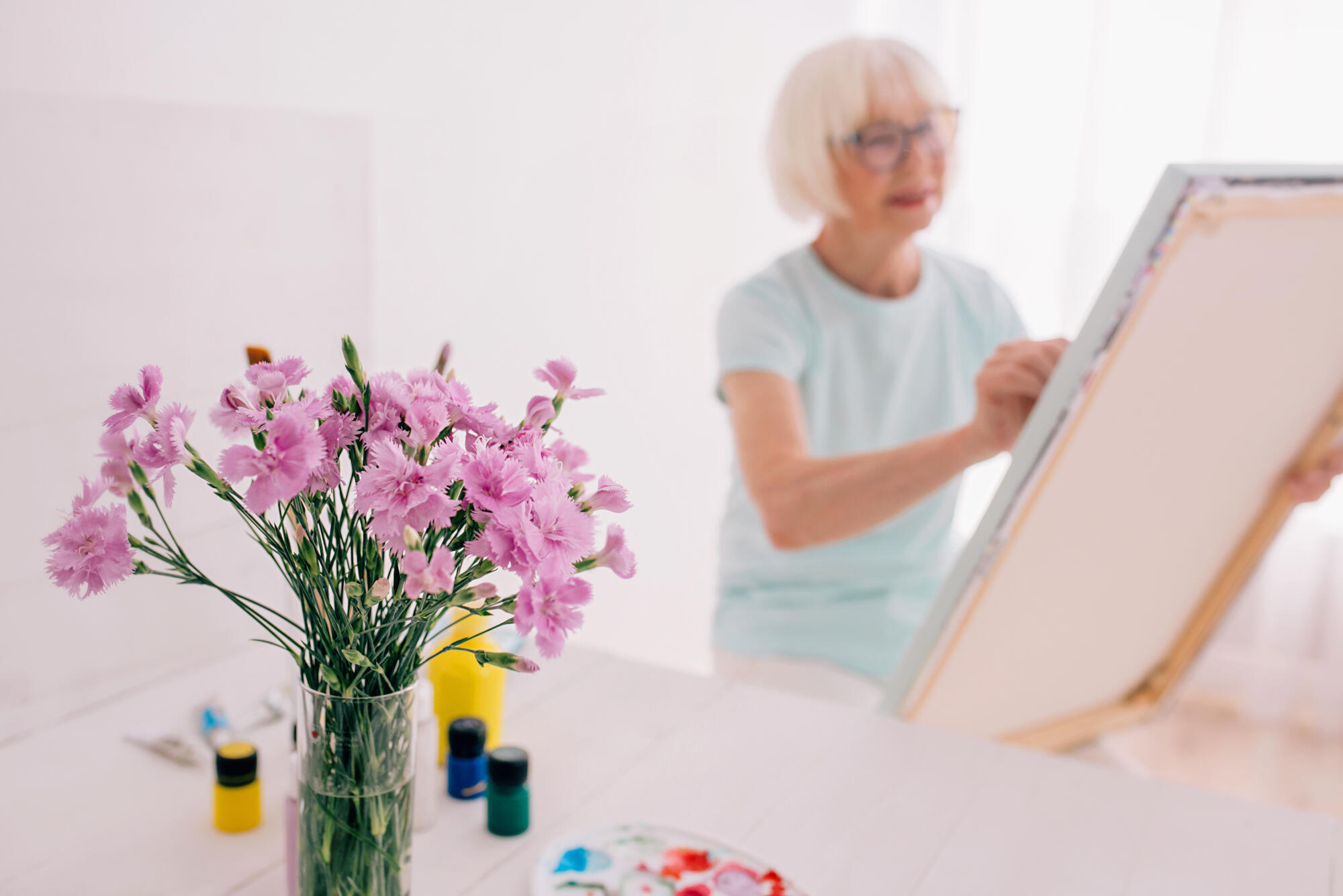 Right Brain Exercises: How Creativity Can Support Brain Health in Seniors